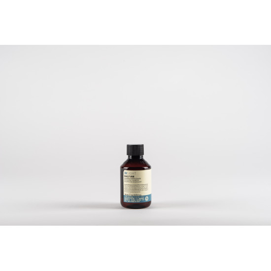 Șampon energizant cu extract de lămâie - INSIGHT Șampon energizant cu extract de lămâie - INSIGHT